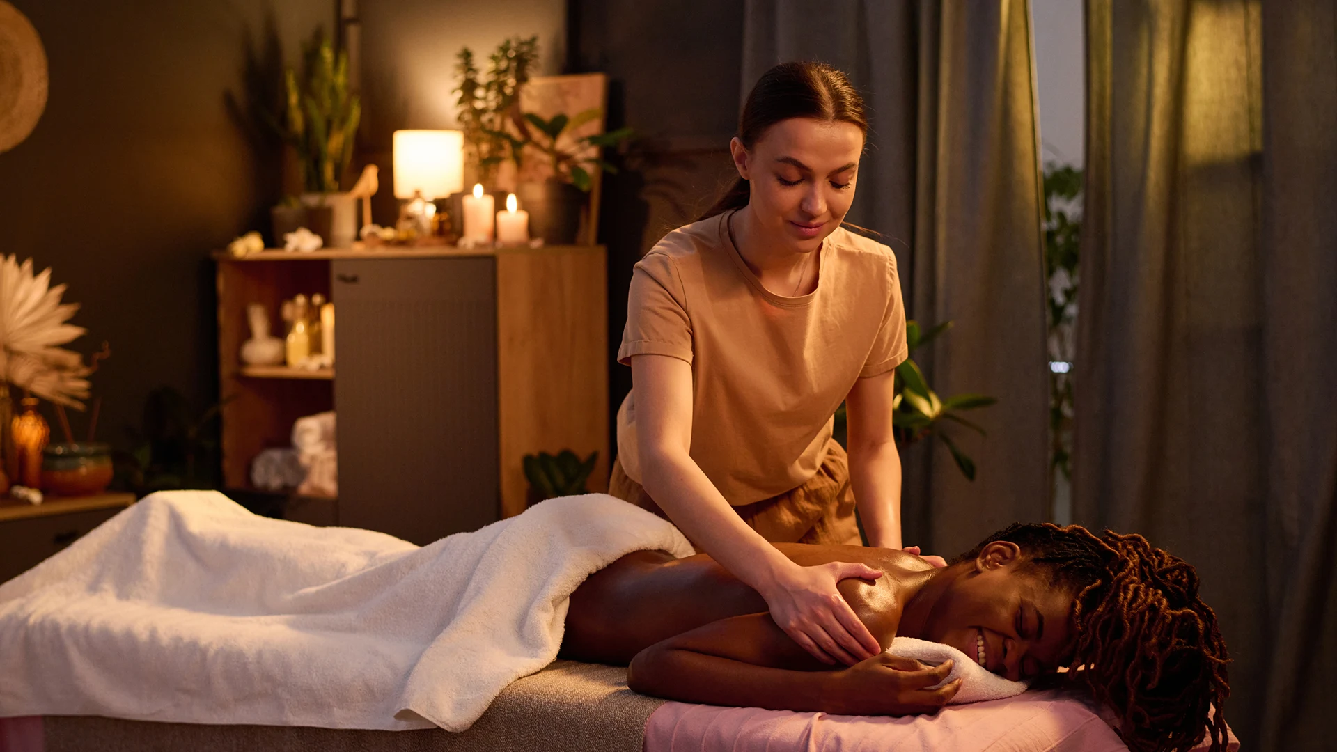 Thai massage treatment with aromatic oils